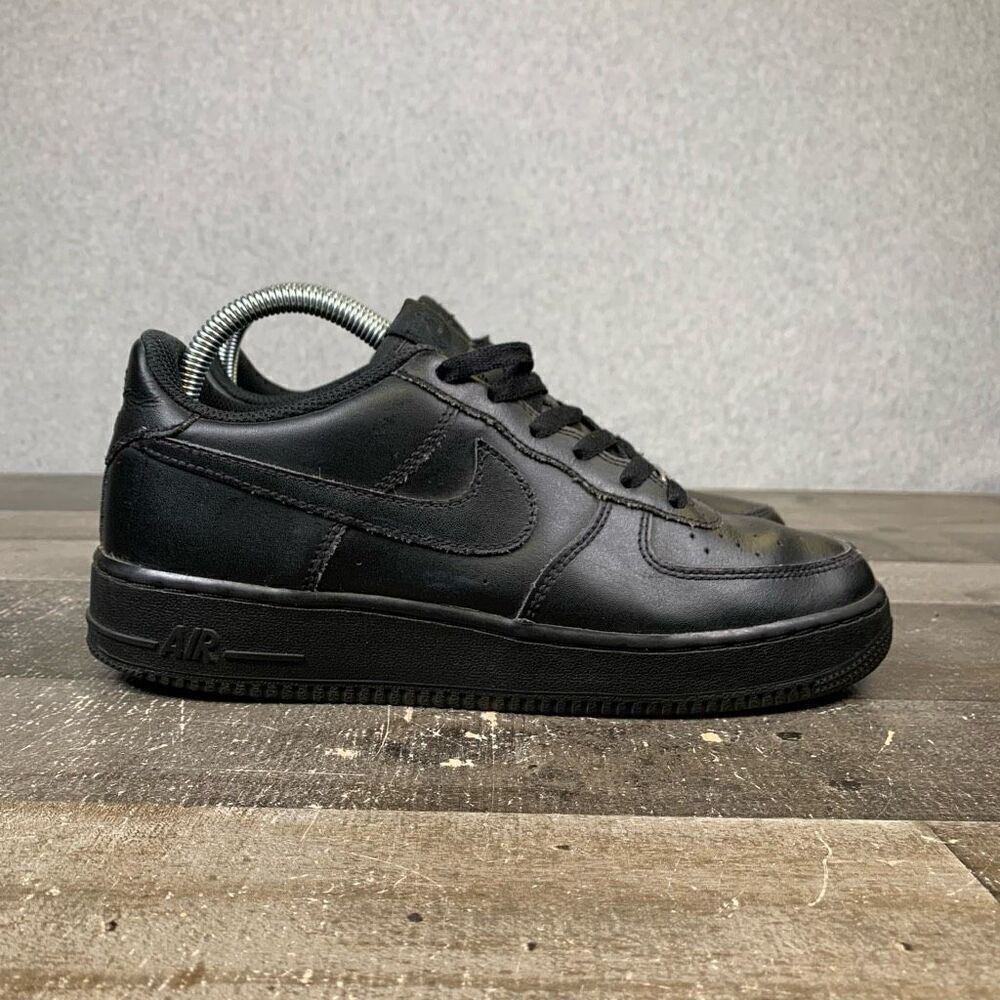Nike Big Kids Size 7Y Air Force 1 Sneakers Triple Black Low Top Casual Shoes